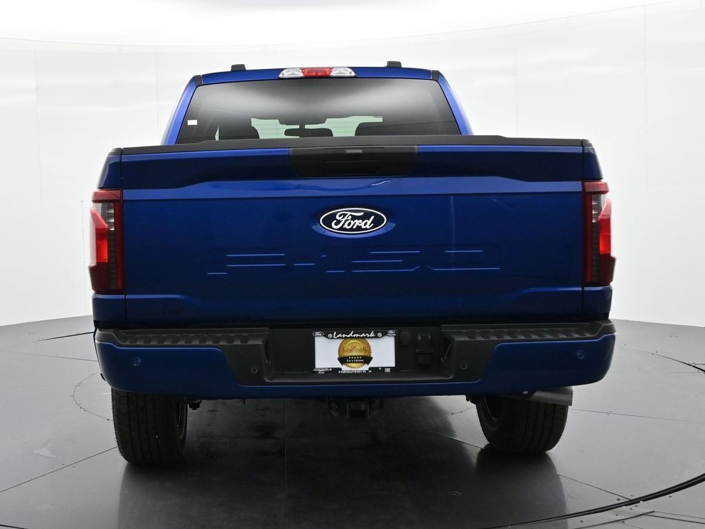 Ford F-150 Vehicle Full-screen Gallery Image 7