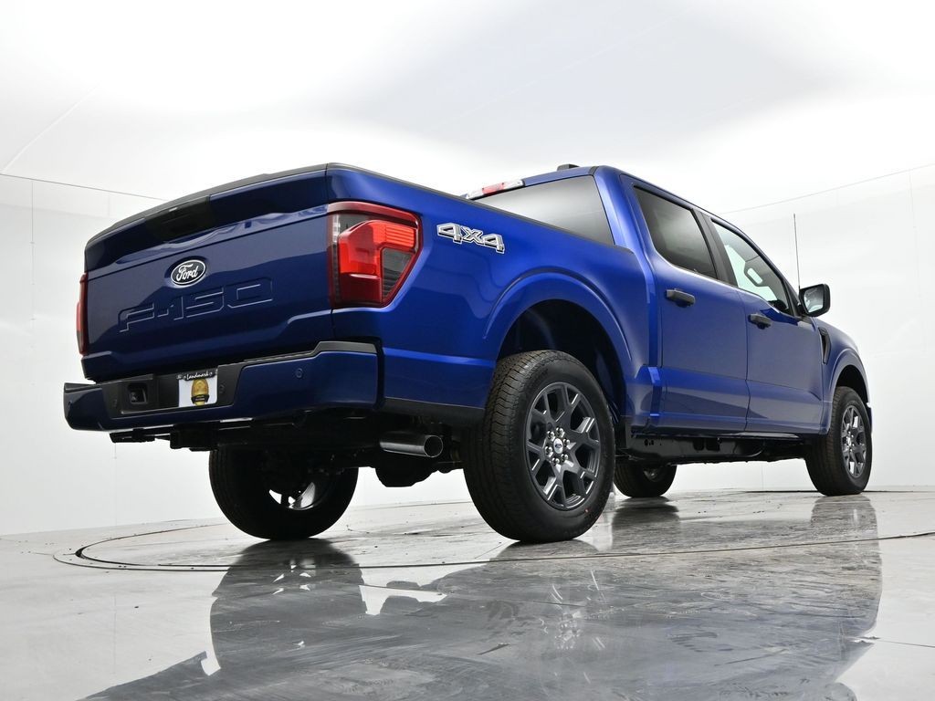 Ford F-150 Vehicle Full-screen Gallery Image 26