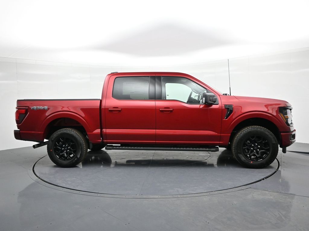Ford F-150 Vehicle Full-screen Gallery Image 5