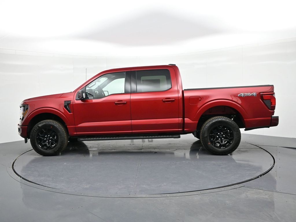 Ford F-150 Vehicle Full-screen Gallery Image 9