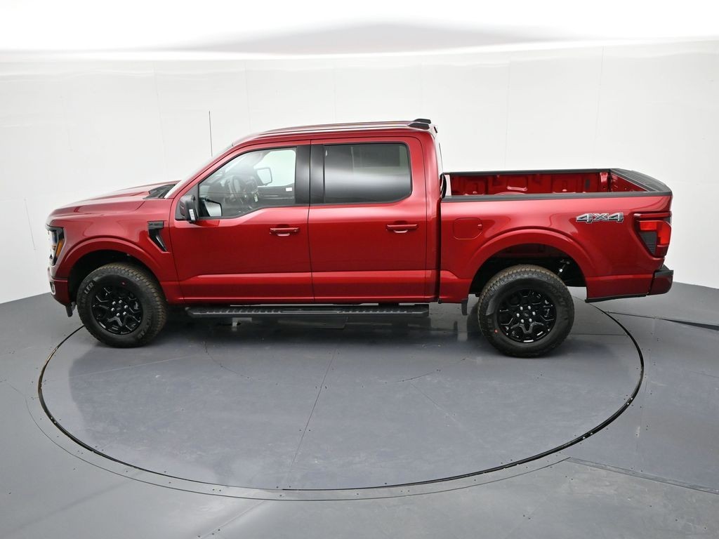 Ford F-150 Vehicle Full-screen Gallery Image 23