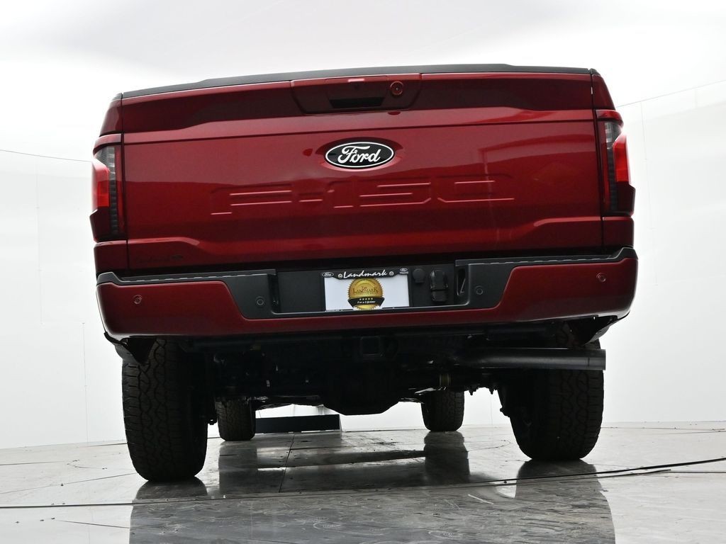 Ford F-150 Vehicle Full-screen Gallery Image 25