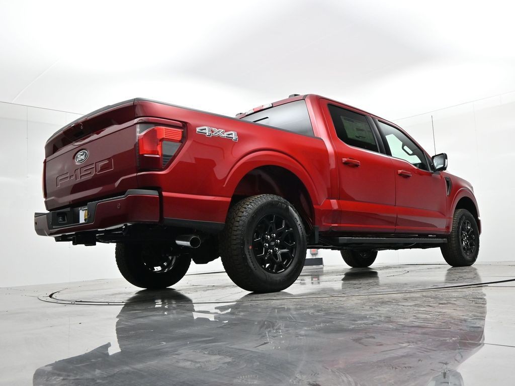 Ford F-150 Vehicle Full-screen Gallery Image 26