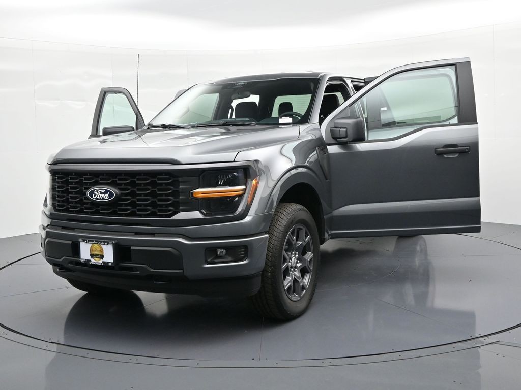 Ford F-150 Vehicle Full-screen Gallery Image 32