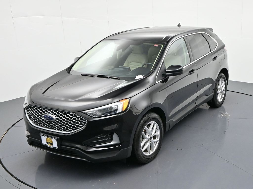 Ford Edge Vehicle Full-screen Gallery Image 19