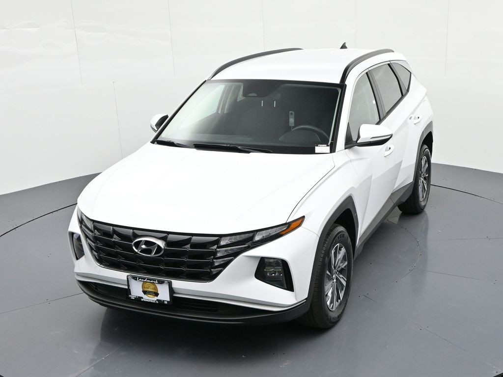 Hyundai Tucson Hybrid Vehicle Full-screen Gallery Image 23