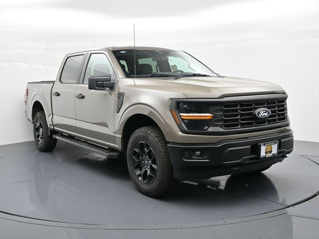 Ford F-150 Vehicle Full-screen Gallery Image 4