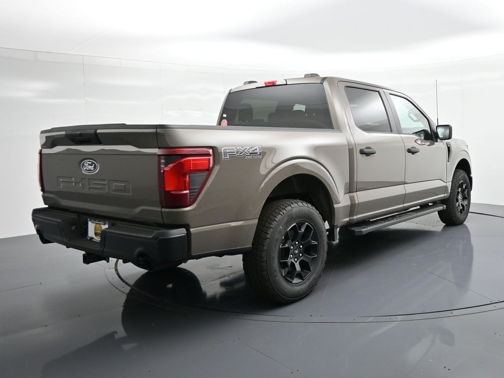 Ford F-150 Vehicle Full-screen Gallery Image 6