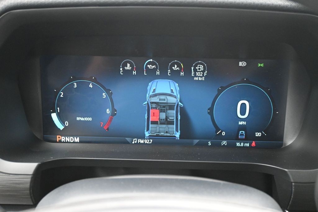 Ford F-150 Vehicle Full-screen Gallery Image 10