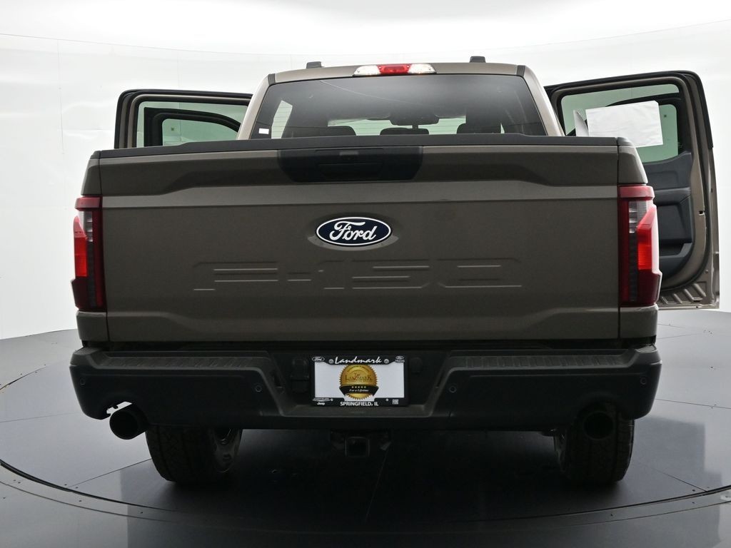 Ford F-150 Vehicle Full-screen Gallery Image 35