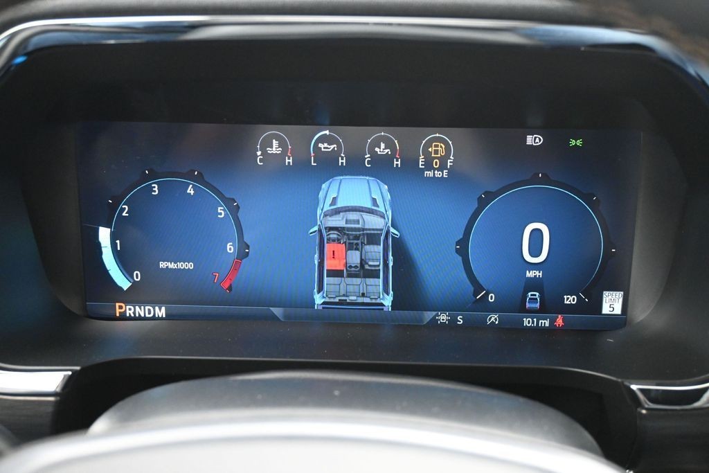 Ford F-150 Vehicle Full-screen Gallery Image 10