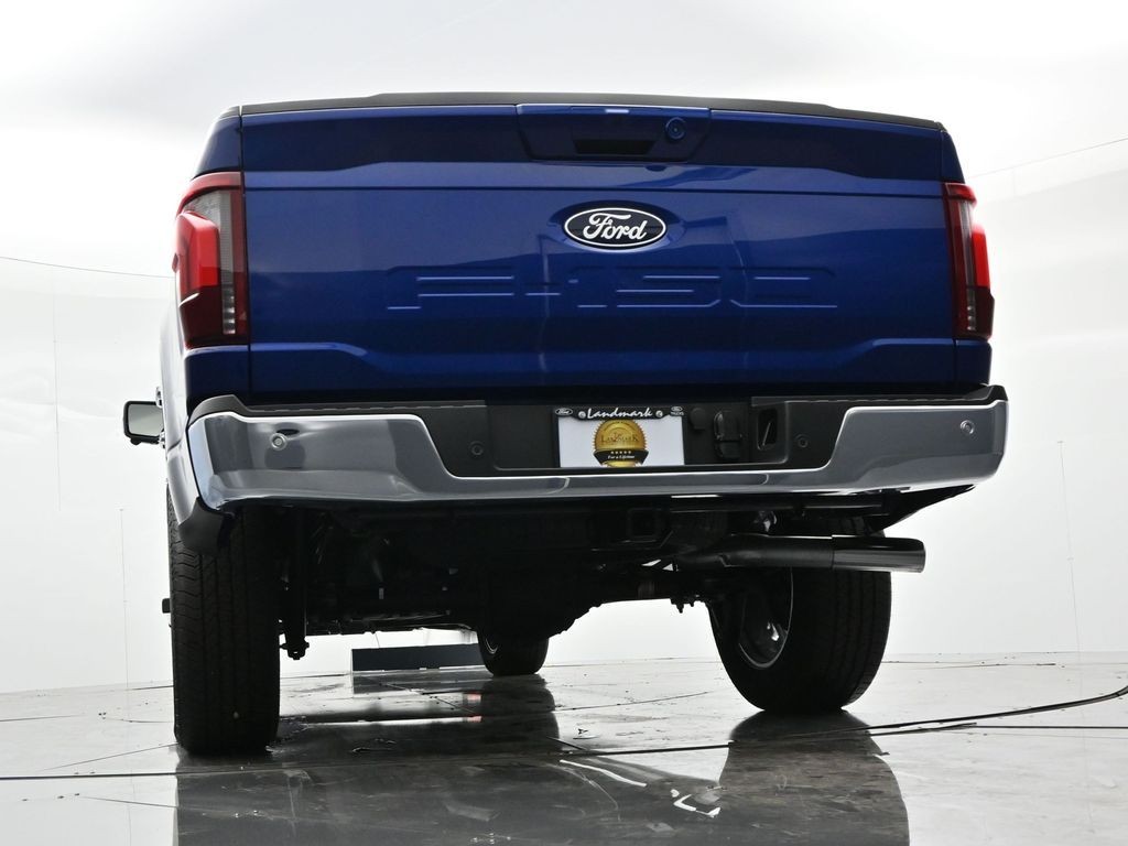 Ford F-150 Vehicle Full-screen Gallery Image 31