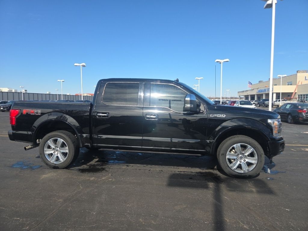 Ford F-150 Vehicle Full-screen Gallery Image 8