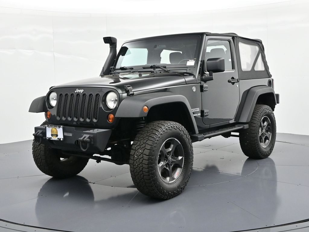 Jeep Wrangler Vehicle Full-screen Gallery Image 25