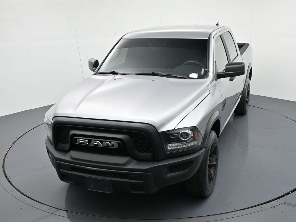 Ram 1500 Classic Vehicle Full-screen Gallery Image 18