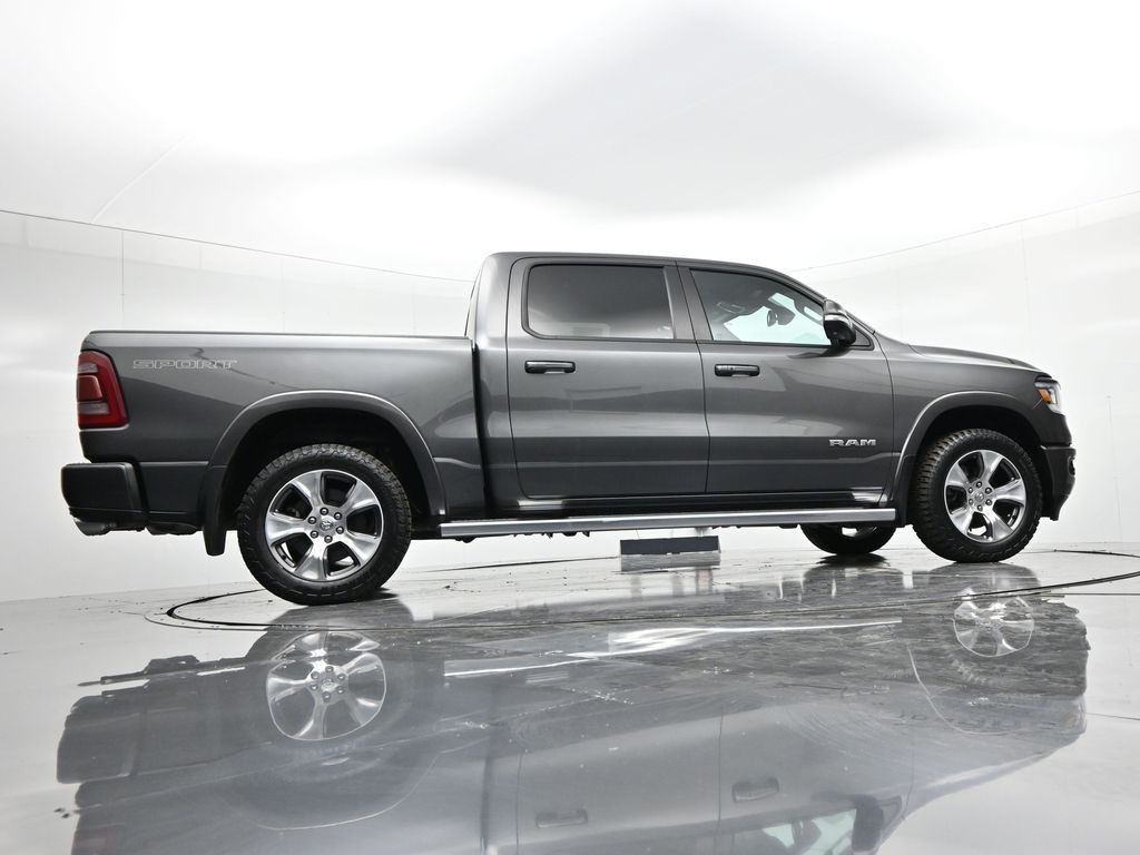 Ram 1500 Vehicle Full-screen Gallery Image 32