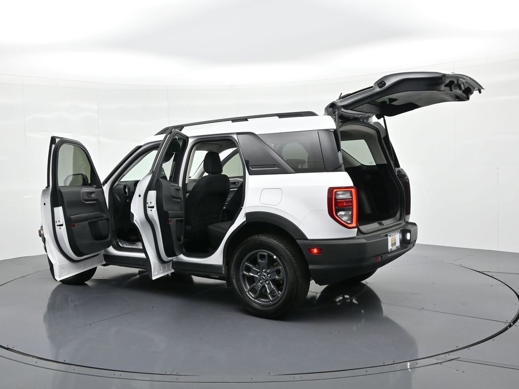 Ford Bronco Sport Vehicle Full-screen Gallery Image 28