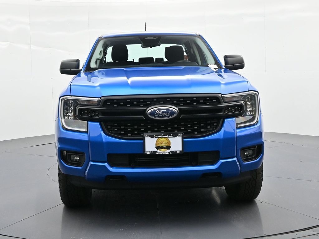 Ford Ranger Vehicle Full-screen Gallery Image 3