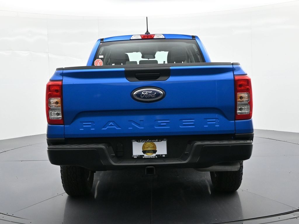 Ford Ranger Vehicle Full-screen Gallery Image 7