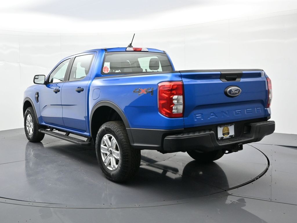 Ford Ranger Vehicle Full-screen Gallery Image 8