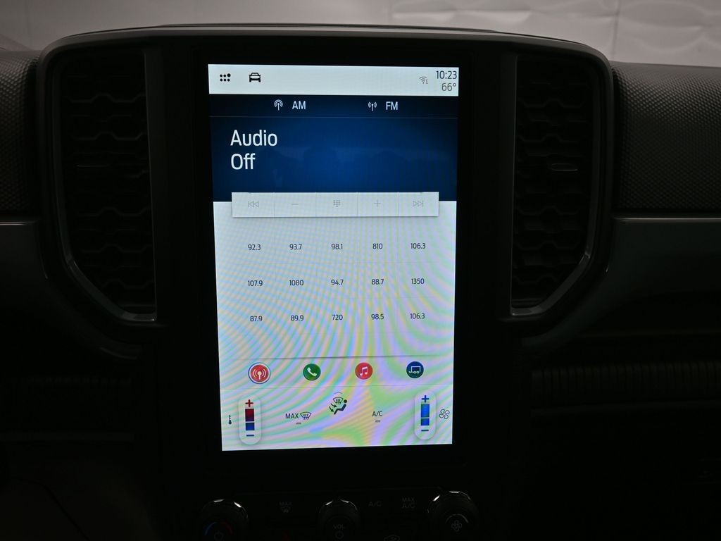 Ford Ranger Vehicle Full-screen Gallery Image 11