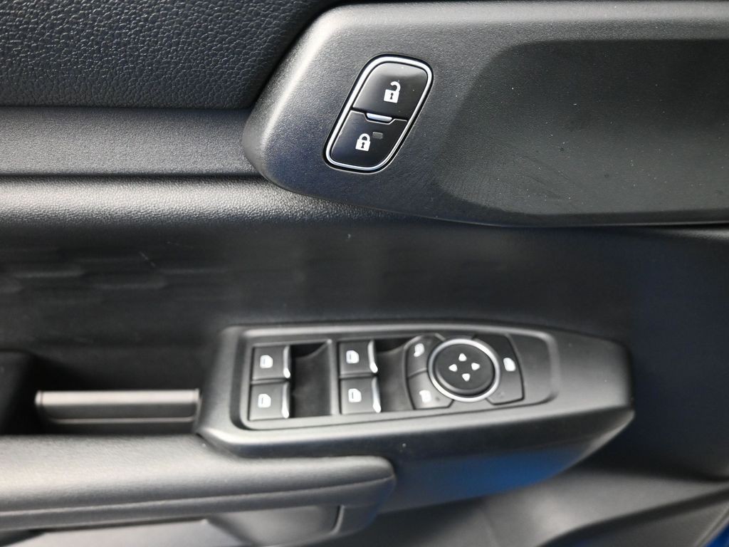 Ford Ranger Vehicle Full-screen Gallery Image 18