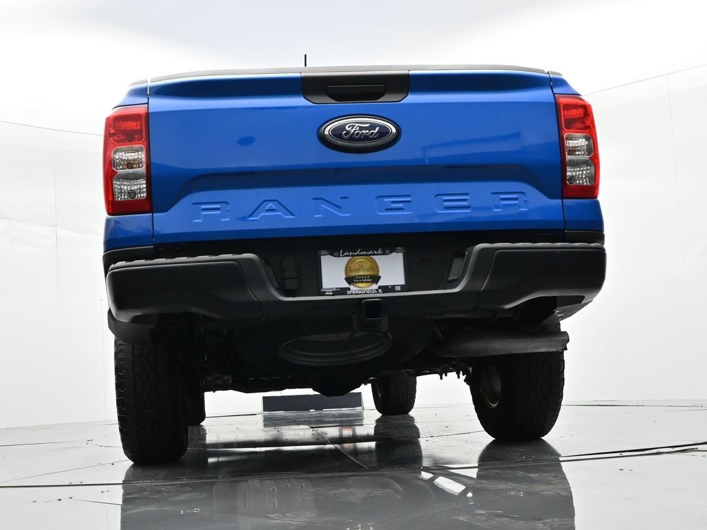 Ford Ranger Vehicle Full-screen Gallery Image 25