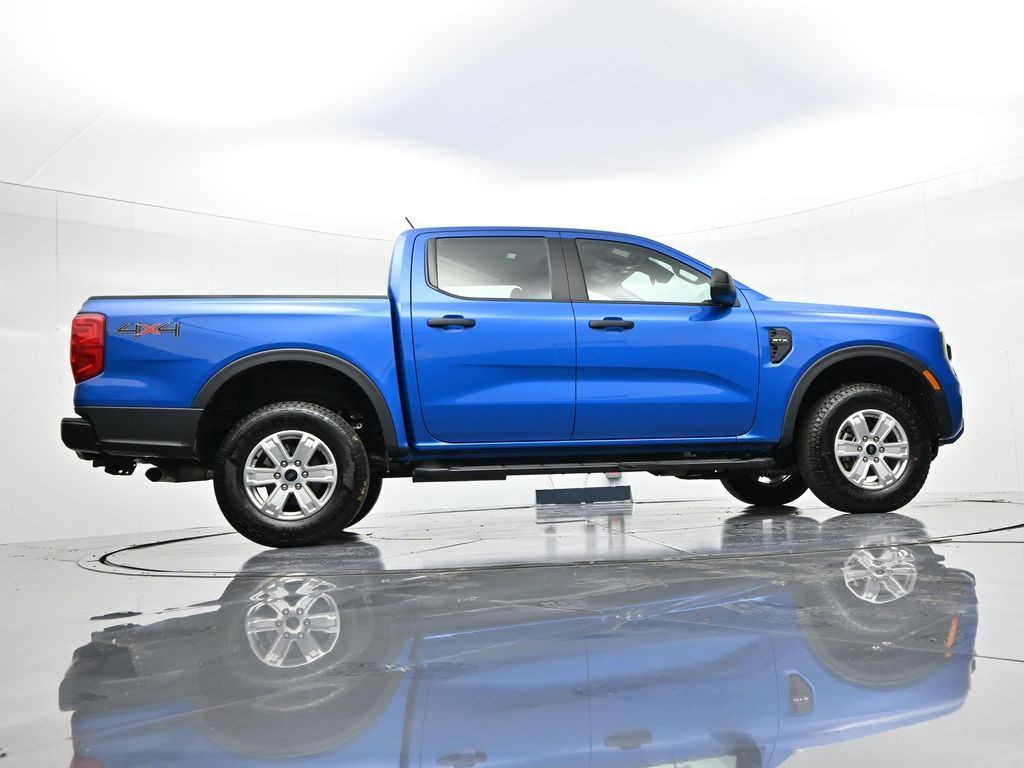 Ford Ranger Vehicle Full-screen Gallery Image 27