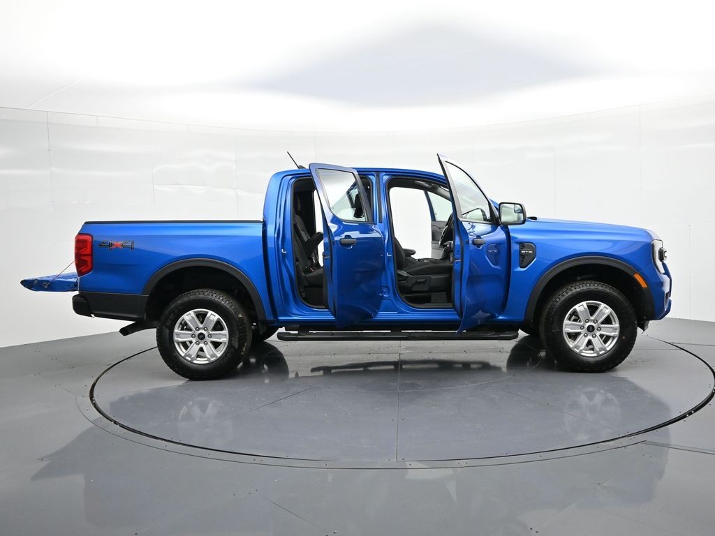 Ford Ranger Vehicle Full-screen Gallery Image 28