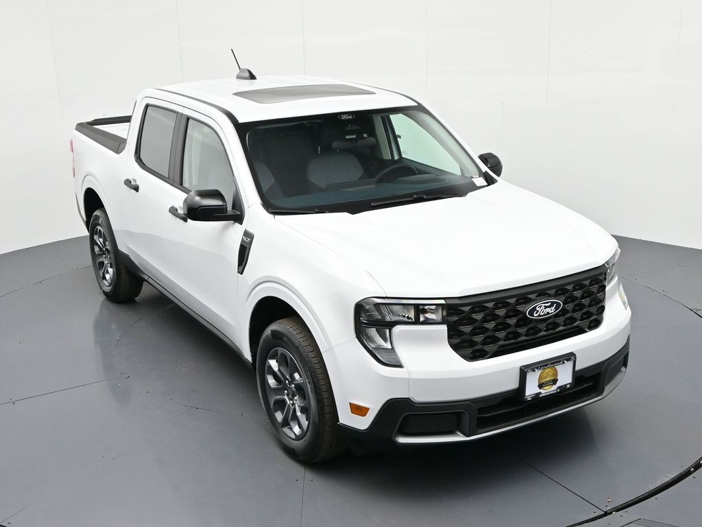 Ford Maverick Vehicle Full-screen Gallery Image 17