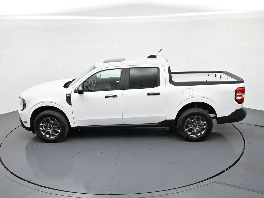 Ford Maverick Vehicle Full-screen Gallery Image 20