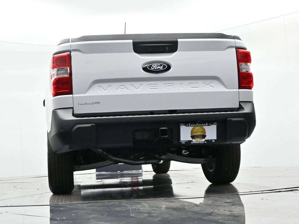 Ford Maverick Vehicle Full-screen Gallery Image 22