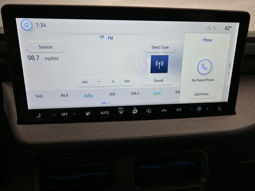 Ford Maverick Vehicle Full-screen Gallery Image 10