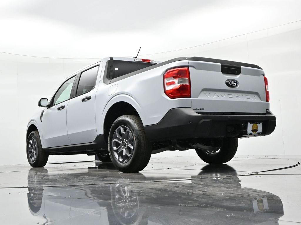 Ford Maverick Vehicle Full-screen Gallery Image 21