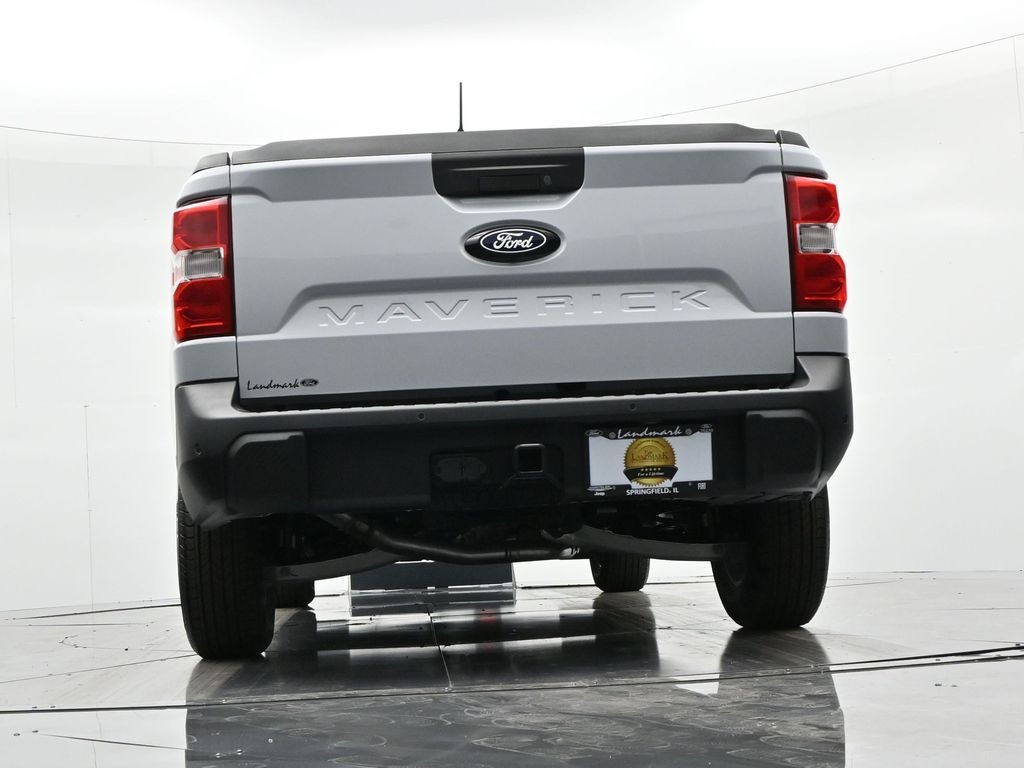 Ford Maverick Vehicle Full-screen Gallery Image 22