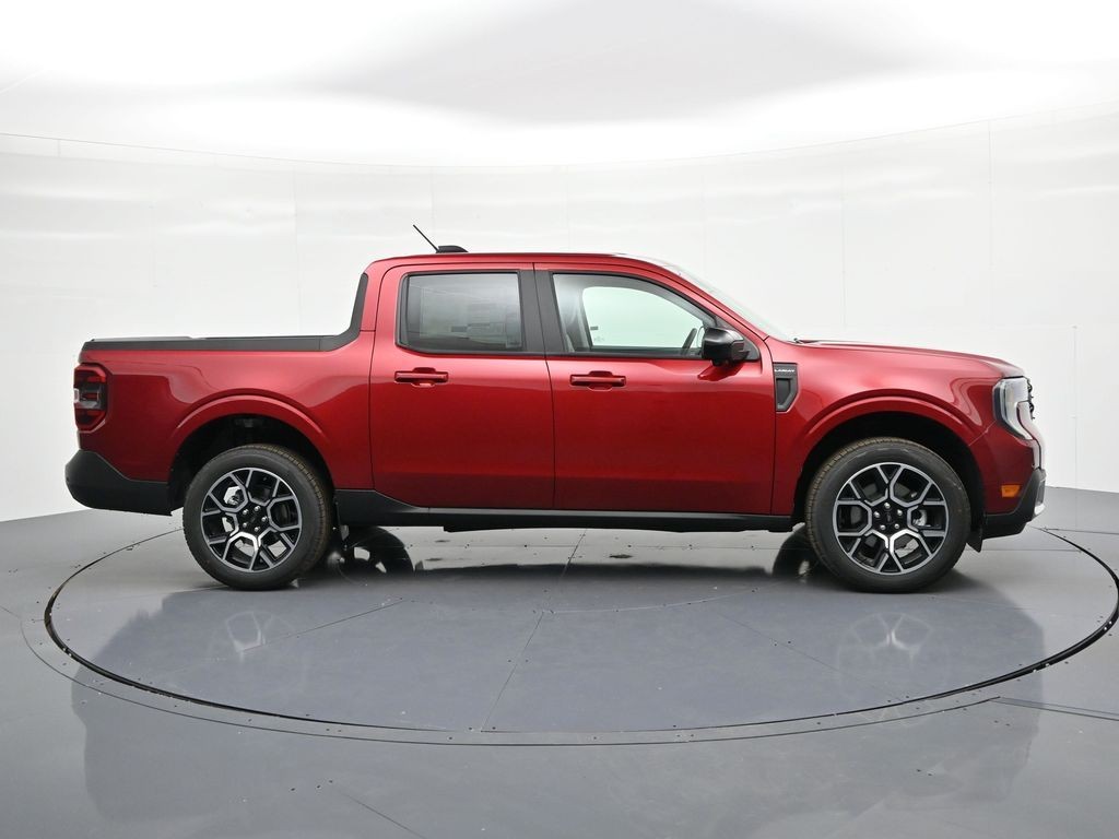 Ford Maverick Vehicle Full-screen Gallery Image 5