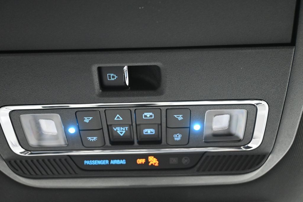 Ford F-150 Vehicle Full-screen Gallery Image 18