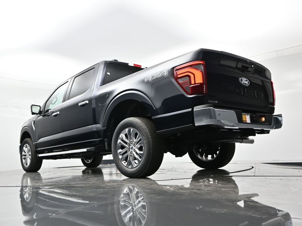 Ford F-150 Vehicle Full-screen Gallery Image 32