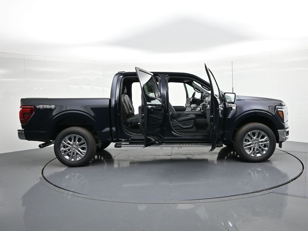 Ford F-150 Vehicle Full-screen Gallery Image 36