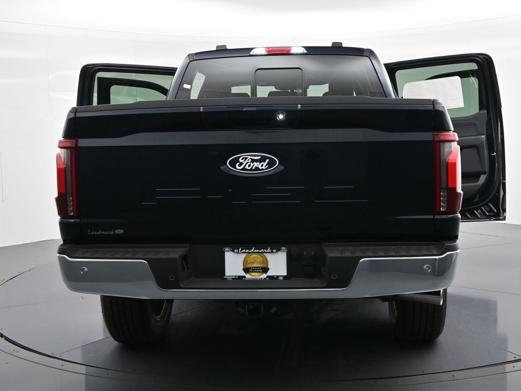 Ford F-150 Vehicle Full-screen Gallery Image 39