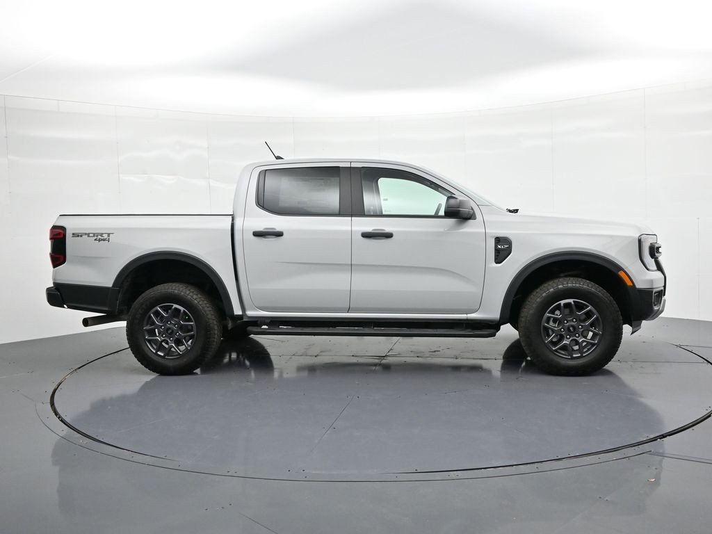 Ford Ranger Vehicle Full-screen Gallery Image 5