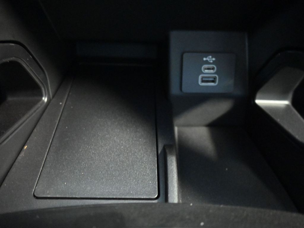 Ford Ranger Vehicle Full-screen Gallery Image 14