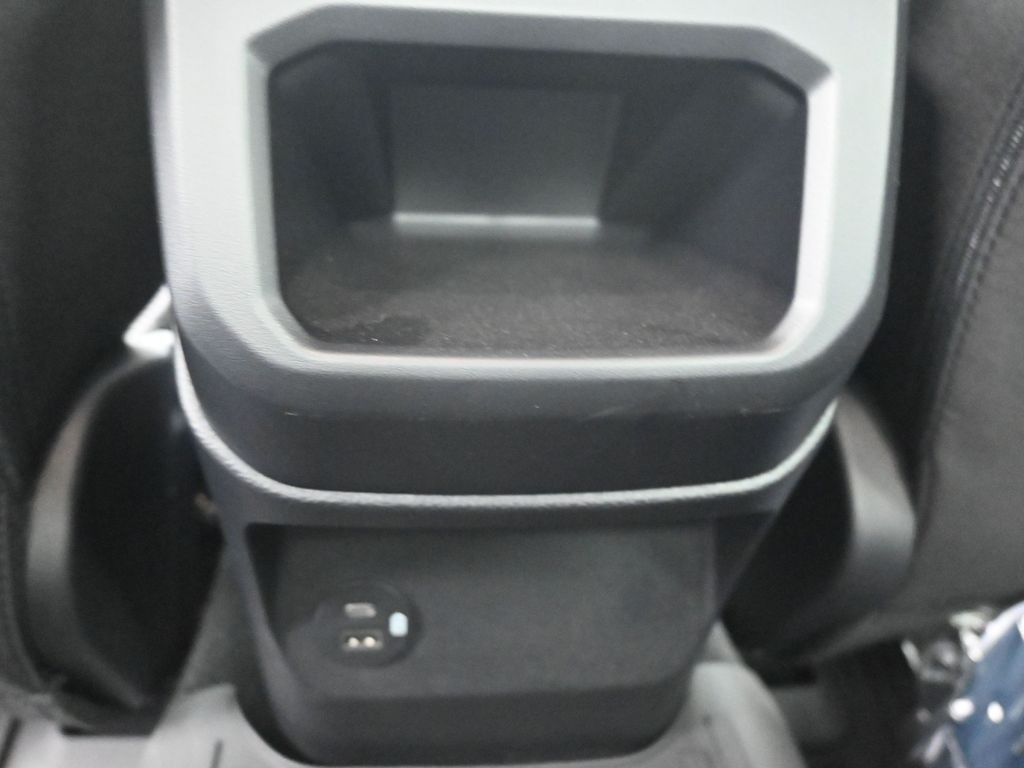 Ford Ranger Vehicle Full-screen Gallery Image 21