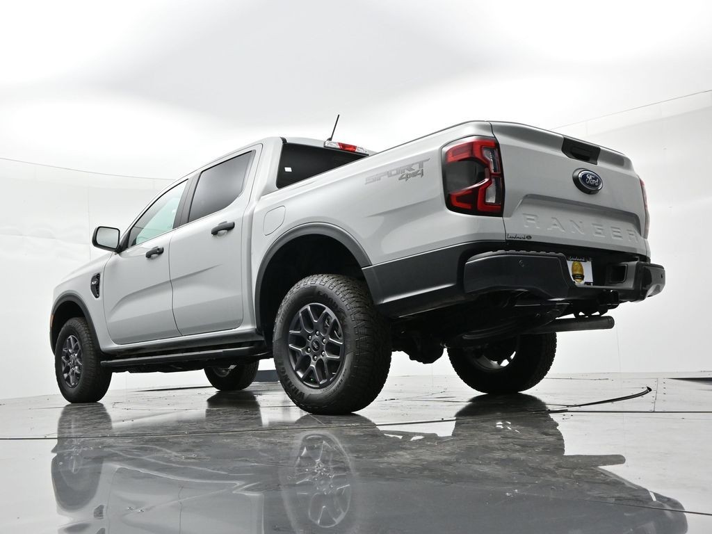 Ford Ranger Vehicle Full-screen Gallery Image 26