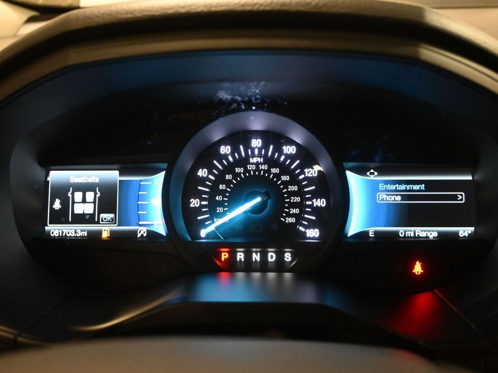 Ford Edge Vehicle Full-screen Gallery Image 10