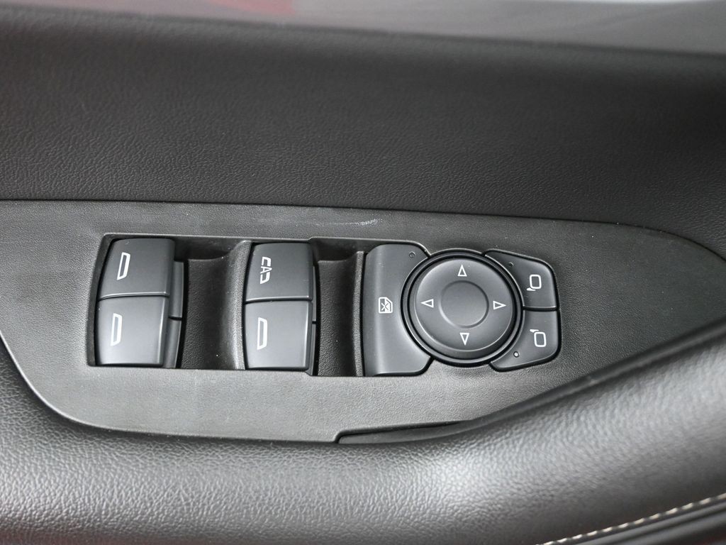 Chevrolet Blazer Vehicle Full-screen Gallery Image 21