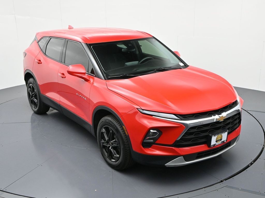 Chevrolet Blazer Vehicle Full-screen Gallery Image 22