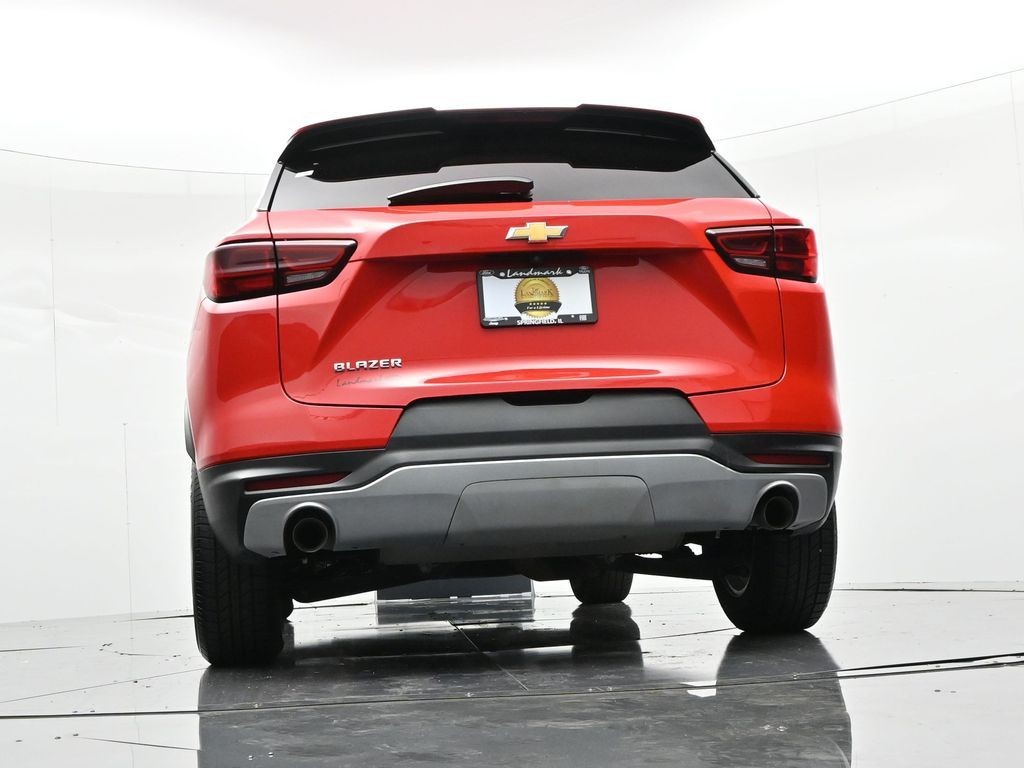 Chevrolet Blazer Vehicle Full-screen Gallery Image 27