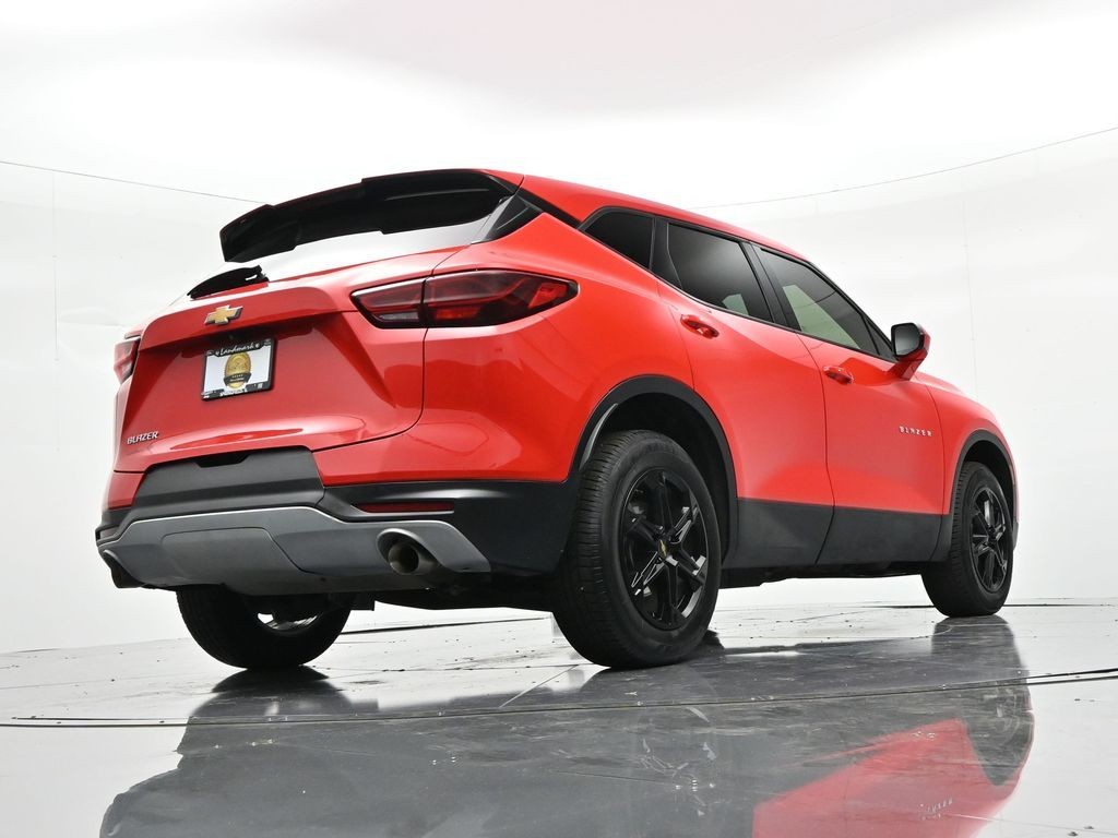 Chevrolet Blazer Vehicle Full-screen Gallery Image 28