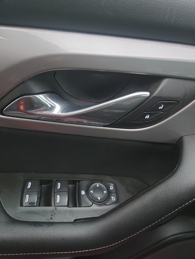 Chevrolet Blazer Vehicle Full-screen Gallery Image 9